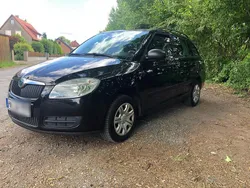 Schwarz Gebraucht 2009 Skoda Fabia Kombi | 2.750 € (Etwas zu teuer)