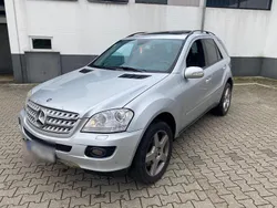 Silber Gebraucht 2007 Mercedes ML420 SUV | 4.549 €