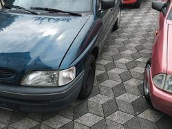 Andere farben Gebraucht 1994 Ford Escort Limousine | 1.300 €