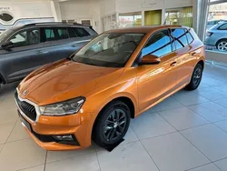 Orange Gebraucht 2024 Skoda Fabia Style Limousine | 23.500 € (Etwas zu teuer)