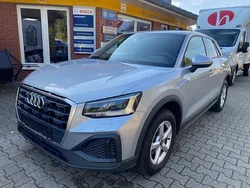 Blau Gebraucht 2024 Audi Q2 Basis SUV | 19.900 € (Superpreis)