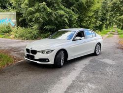 Weiß Gebraucht 2018 BMW 320 Limousine | 22.800 € (Fairer Preis)