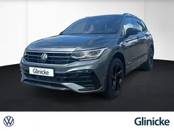 Grau Gebraucht 2024 VW Tiguan R-line SUV | 49.860 € (Teuer)