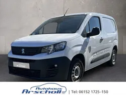 Weiss Gebraucht 2024 Peugeot Partner Premium Van / Kleinbus | 21.990 € (Etwas zu teuer)