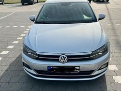 Silber Gebraucht 2018 VW Polo Kleinwagen | 8.500 € (Guter Preis)