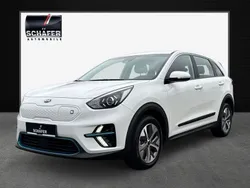 Weiß Gebraucht 2021 Kia e-Niro Edition 7 SUV | 16.690 € (Guter Preis)