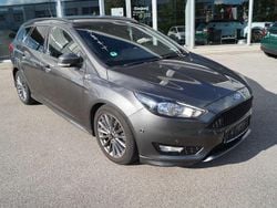 Magneticgrau Gebraucht 2017 Ford Focus ST-Line Kombi | 11.800 € (Fairer Preis)
