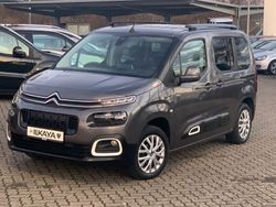 Grau Gebraucht 2018 Citroën Berlingo Feel Van / Kleinbus | 14.480 € (Etwas zu teuer)