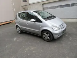 Silber Gebraucht 2002 Mercedes A140 Avantgarde Kleinwagen | 450 € (Superpreis)