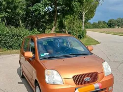Orange Gebraucht 2006 Kia Picanto Kleinwagen | 1.300 €