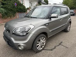 Grau Gebraucht 2012 Kia Soul 2 SUV | 4.999 € (Fairer Preis)