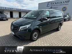 Grün Gebraucht 2021 Mercedes Vito Van / Kleinbus | 24.990 € (Fairer Preis)
