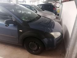 Blau Gebraucht 2006 Ford Focus Kombi | 500 € (Superpreis)