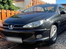 Schwarz Gebraucht 2005 Peugeot 206 CC Cabrio | 1.700 € (Etwas zu teuer)