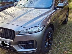Grau Gebraucht 2018 Jaguar F-Pace R-Sport SUV | 27.299 € (Fairer Preis)