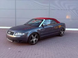 Grau Gebraucht 2002 Audi A4 Cabriolet S-Line Cabrio | 6.450 € (Etwas zu teuer)