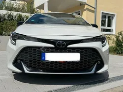 Weiß Gebraucht 2022 Toyota Corolla Sport Kombi | 29.750 € (Teuer)