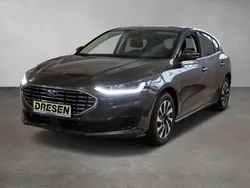 Grau Gebraucht 2024 Ford Focus Titanium X Limousine | 22.490 € (Guter Preis)