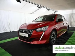 Rot Gebraucht 2023 Peugeot 208 Allure Kleinwagen | 15.490 € (Fairer Preis)