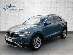 Blau Gebraucht 2024 VW T-Roc Life SUV | 22.490 € (Guter Preis)