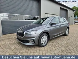 Graphitegrau metallic graphitegrau metallic Neu 2025 Skoda Fabia Selection Limousine | 19.990 € (Guter Preis)
