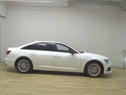 Weiss Gebraucht 2021 Audi A6 Design Limousine | 25.980 € (Guter Preis)
