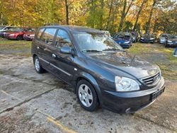 Grau Gebraucht 2006 Kia Carens EX Van / Kleinbus | 990 € (Fairer Preis)