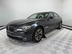Grau Gebraucht 2012 BMW 740 Sport Line Limousine | 11.499 €