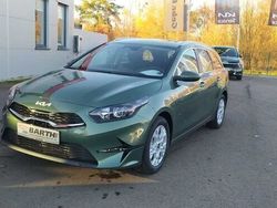 Grün Gebraucht 2024 Kia Ceed Sportswagon Vision Kombi | 23.490 € (Fairer Preis)