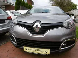 Gris kng + noir gne Gebraucht 2017 Renault Captur Intens SUV | 11.900 € (Fairer Preis)