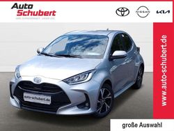 Silver metallic Neu 2025 Toyota Yaris Hybrid Kleinwagen | 24.980 € (Fairer Preis)