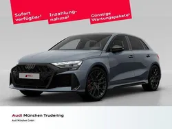 Grau Neu 2025 Audi RS3 Sportback Sport Kleinwagen | 79.055 € (Etwas zu teuer)