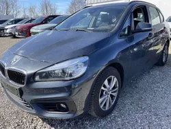 Atlantikgrau metallic Gebraucht 2015 BMW 218 Van / Kleinbus | 12.990 € (Guter Preis)