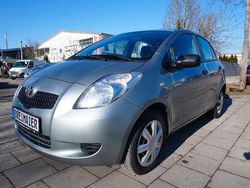 Medium silver metallic Gebraucht 2007 Toyota Yaris Cool Kleinwagen | 4.450 € (Fairer Preis)