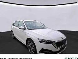 Weiß Gebraucht 2022 Skoda Octavia Clever Kombi | 21.421 € (Guter Preis)