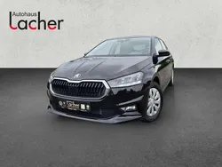 Blackmagic perleffekt Neu 2025 Skoda Fabia Selection Limousine | 20.790 € (Guter Preis)