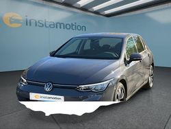 Grau Gebraucht 2024 VW Golf VIII Kleinwagen | 23.449 € (Guter Preis)