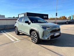 Grün Gebraucht 2024 Toyota Yaris Cross SUV | 30.000 €