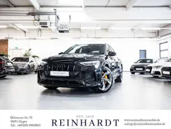 Mythosschwarz metallic Gebraucht 2022 Audi e-tron Sportback Ambiente SUV | 44.545 € (Guter Preis)
