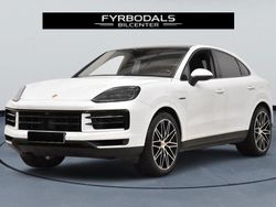 Weiß Gebraucht 2024 Porsche Cayenne SUV | 98.100 €