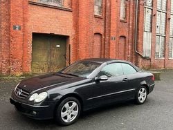 Schwarz Gebraucht 2007 Mercedes CLK200 Avantgarde Cabrio | 4.999 € (Guter Preis)