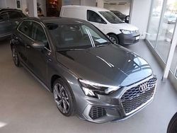Grau daytonagrau metallic Gebraucht 2024 Audi A3 Sportback S-Line Limousine | 36.250 € (Guter Preis)