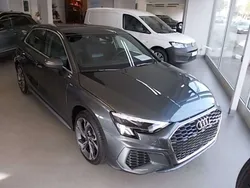 Grau daytonagrau metallic Gebraucht 2024 Audi A3 Sportback S-Line Limousine | 36.250 € (Fairer Preis)