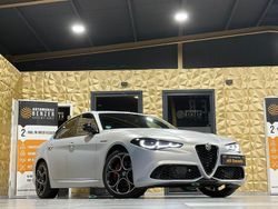 Silber Gebraucht 2023 Alfa Romeo Giulia Competizione Limousine | 33.999 € (Fairer Preis)