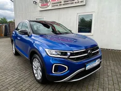 Blau Gebraucht 2023 VW T-Roc Style SUV | 20.950 € (Etwas zu teuer)