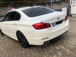 Blau Gebraucht 2011 BMW 530 Sport Line Limousine | 8.900 € (Superpreis)