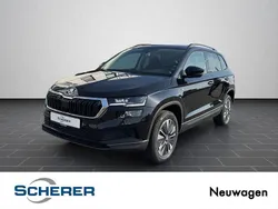 Schwarz Neu 2025 Skoda Karoq Tour SUV | 37.190 € (Etwas zu teuer)