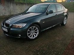 Grau Gebraucht 2008 BMW 325 Limousine | 6.200 € (Fairer Preis)