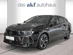Lackierung schwarz perla nera/ Gebraucht 2024 Opel Astra Elegance Kombi | 25.950 € (Fairer Preis)
