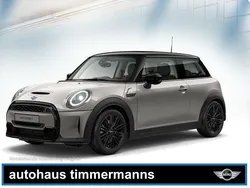 Silber Gebraucht 2024 Mini Cooper S Classic Kleinwagen | 29.930 € (Fairer Preis)